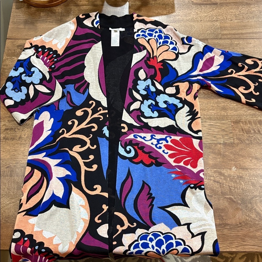 Chico’s Long Cardigan Open Front. Colorful. Half sleeve.  Large